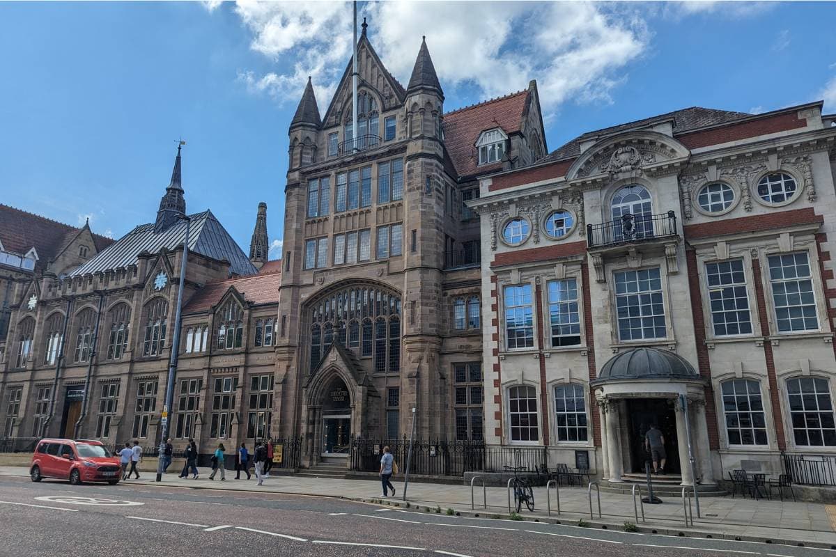 One Day in Manchester, UK. Top Sights, Day Trip Itinerary & Local Tips